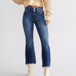 Signature High Rise Cropped Flare Stretch Jean